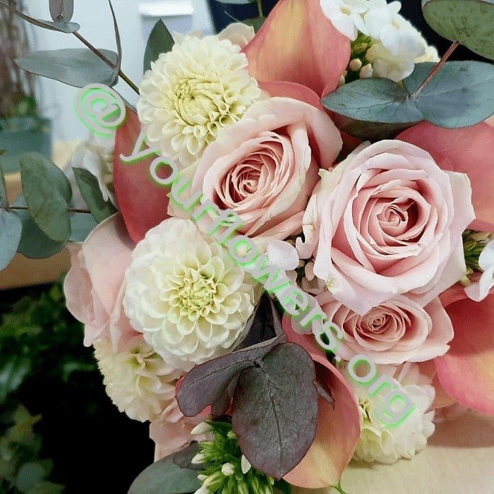 blumenlieferung - Ihr Blumenladen vor Ort. Blumenstrauß aus frischen Blumen auf Bestellung geliefert – Jetzt kaufen