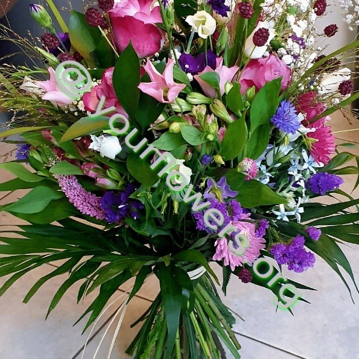 blumenlieferung - Ihr Blumenladen vor Ort. Blumenstrauß aus frischen Blumen auf Bestellung geliefert – Jetzt kaufen